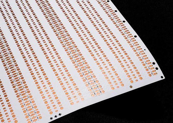 खरीदें आग सुरक्षा स्तर V0 अनुप्रयोगों के लिए 2835 एलईडी लाइट बीट्स और सफेद फिल्म के साथ लचीला एलईडी एफपीसी सर्किट बोर्ड online manufacture