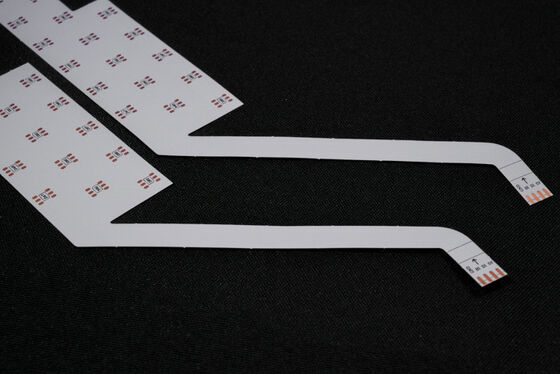 एलईडी लाइट एफपीसी फ्लेक्सिबल पीसीबी असेंबली, फायर प्रोटेक्शन लेवल V0, 0.25mm मोटाई, और पॉलीमाइड रेज़िन इंसुलेशन के साथ